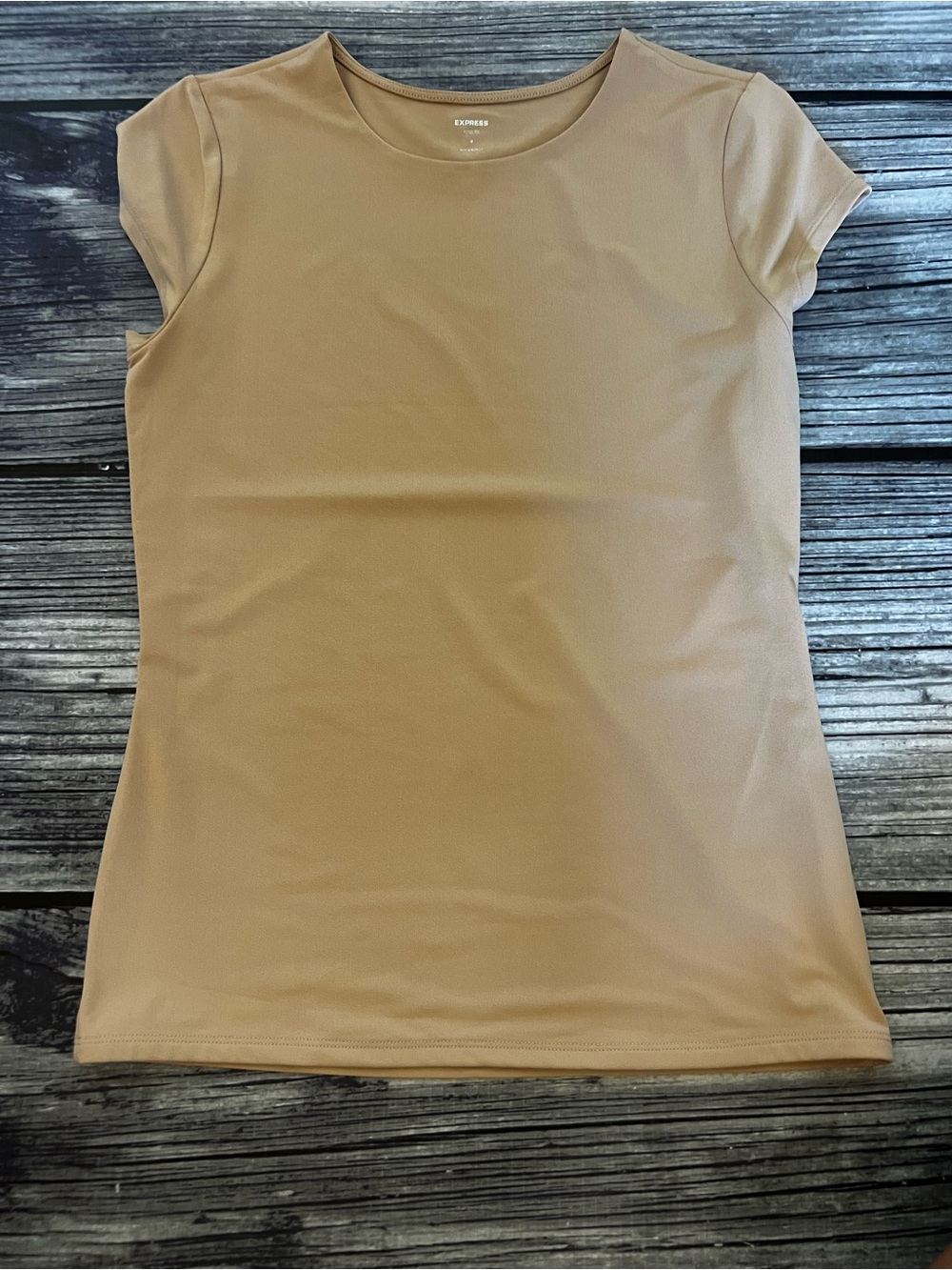 Express Women's Short Sleeve Scoop Neck Tee in Camel Tan